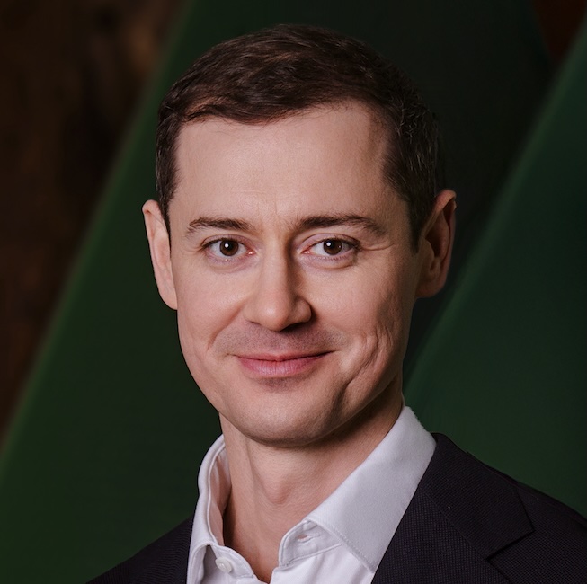 Łukasz Karwacki, Vecten