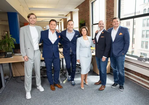 Creatio raises $200M